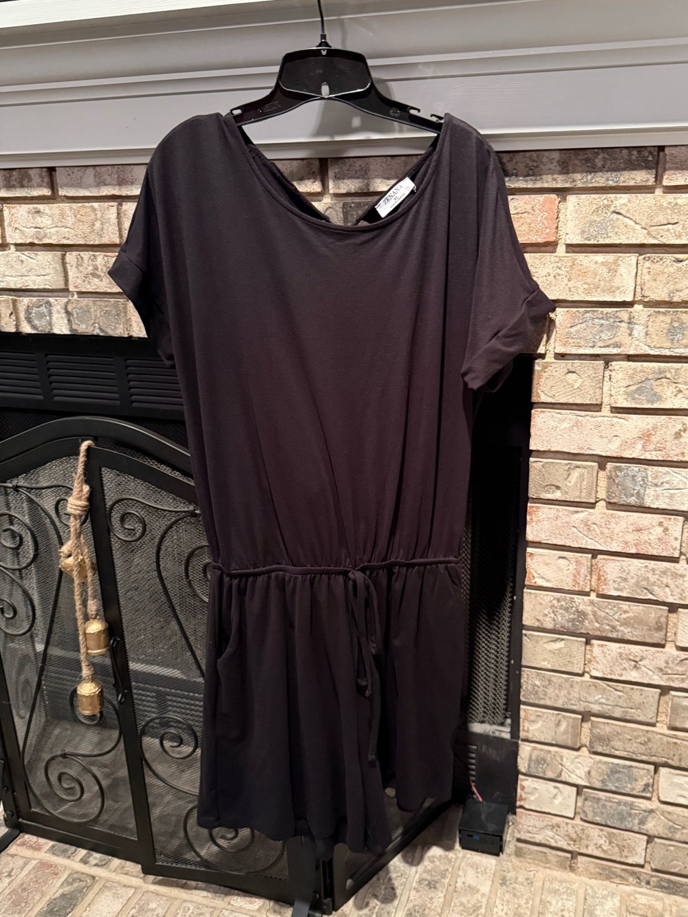 Zenana solid stretch romper, black, size XLarge, EUC